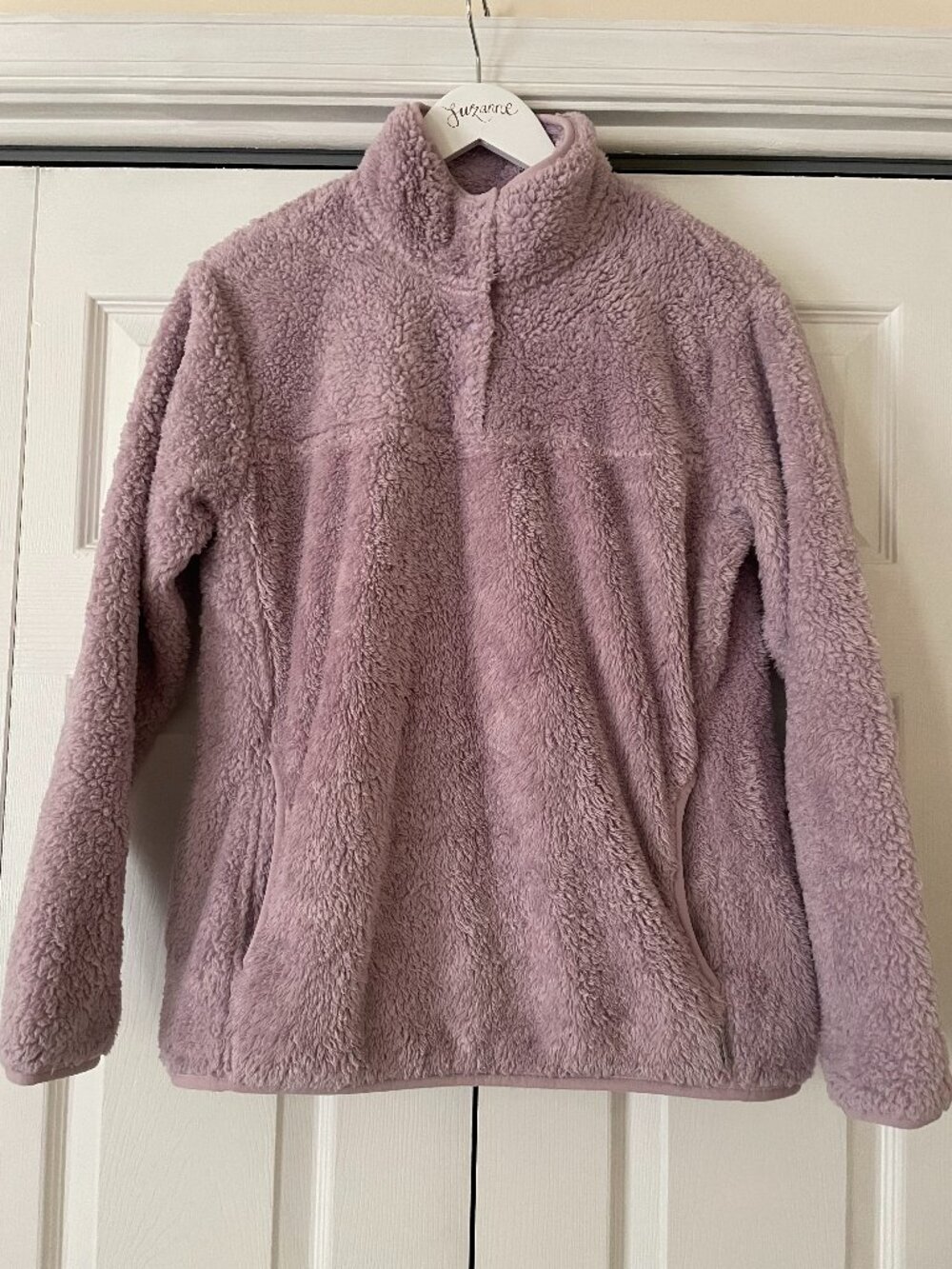 Eddie Bauer Women's Fleece Pullover Sweatshirt in Lilac GUC